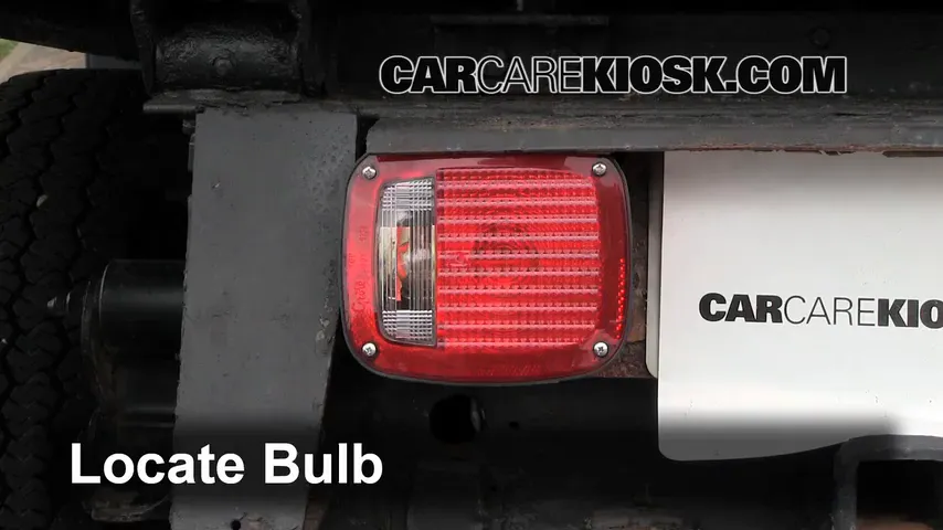 2000 Chevrolet K3500 6.5L V8 Turbo Diesel Cab and Chassis Lights Reverse Light (replace bulb)